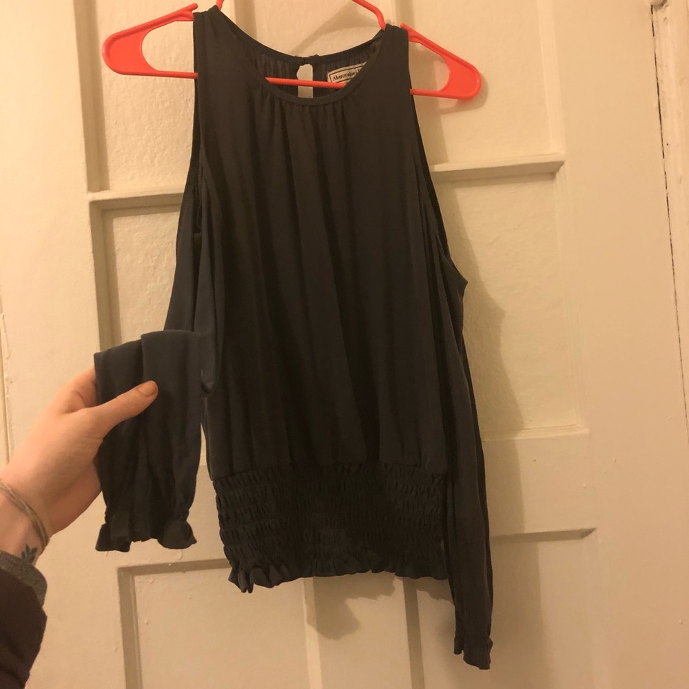 Women’s Gray off the shoulder king sleeve